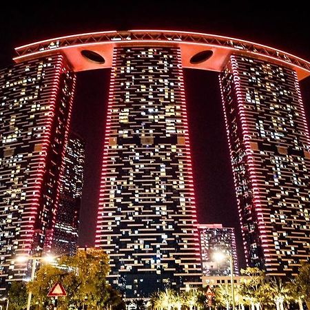 Apartmán Cozy 1Br In Iconic Tower Abú Dhabí Exteriér fotografie