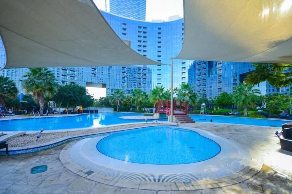 Apartmán Cozy 1Br In Iconic Tower Abú Dhabí Exteriér fotografie