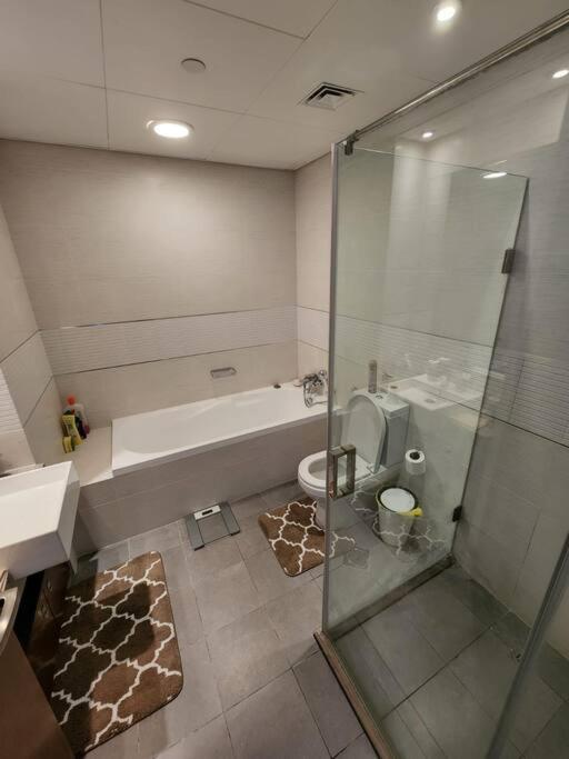 Apartmán Cozy 1Br In Iconic Tower Abú Dhabí Exteriér fotografie